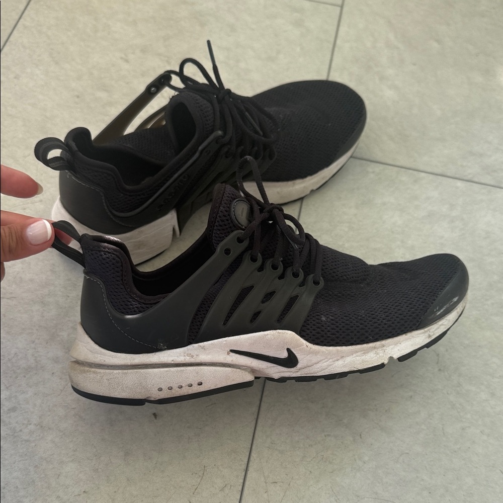 Nike Presto- size 9